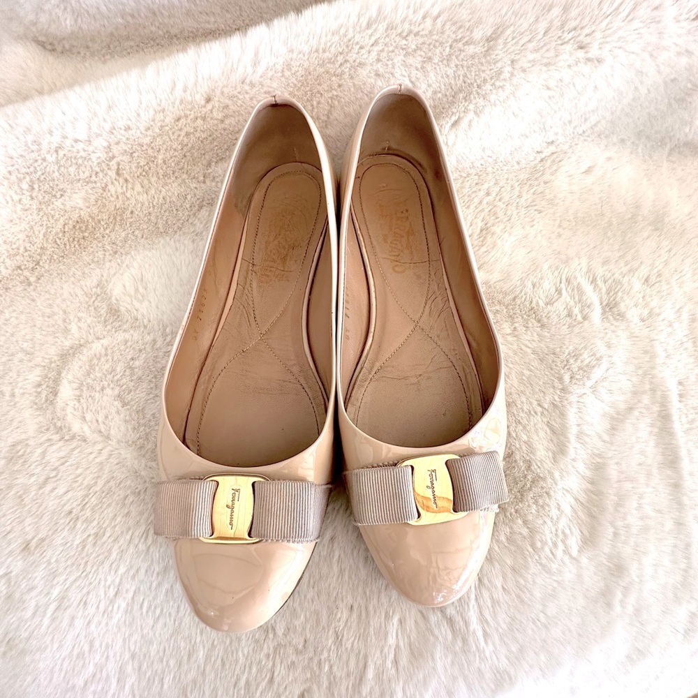 Salvatore Ferragamo 9 1/2 patent leather ballet sandals slippers pre-loved $800